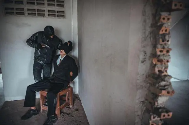 حين يصبح الصمت ثمناً للحياة: حكايات عائلات تبحث عن أحبائها المختفين قسراً